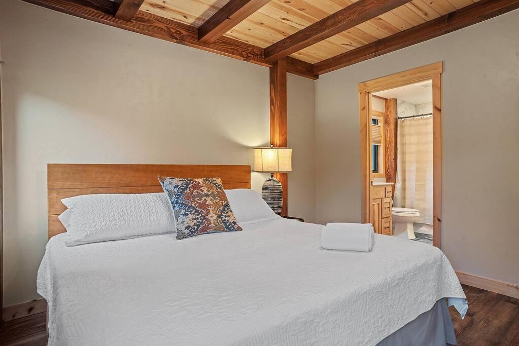 Hot Shot Hideaway Villa Custer Exterior photo